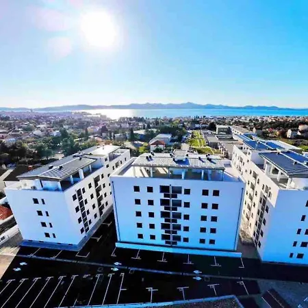 Apartment Roni + Besplatan Parking Zadar Exterior photo