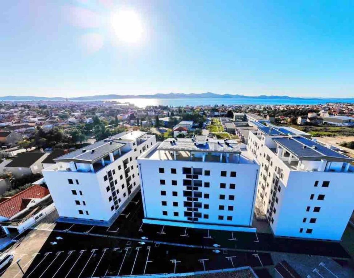 Apartment Roni + Besplatan Parking Zadar